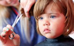 روش صحیح کوتاه کردن انتهای مو در خانه آیا موهایتان را کوتاه کنید