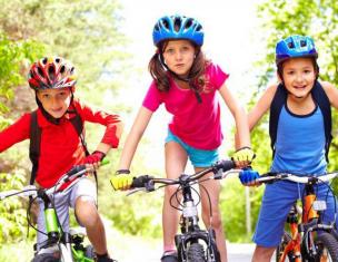 어린이를 위한 자전거 선택 어린이에게 적합한 첫 번째 자전거를 선택하는 방법