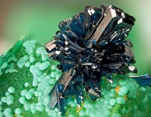 Quels minéraux précieux sont considérés comme les plus beaux ?