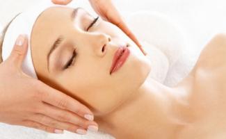 Vrste masaž obraza: profesionalna in doma