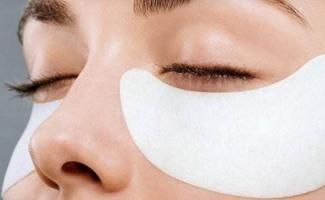 Masques patch faits maison pour la peau du contour des yeux (contre les gonflements et les rides d'expression)