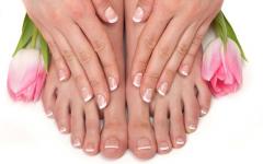 Uzroci i tretmani za odvojene nokte na nogama Uzroci odvojenih noktiju na nogama