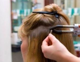 Vaut-il la peine de se procurer des extensions de cheveux : avantages et inconvénients, caractéristiques de cette procédure en hiver et en été