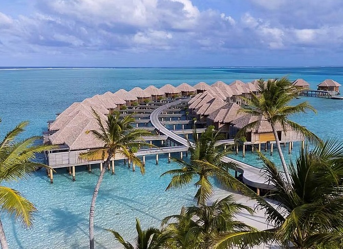 Комплименты девушке: 30 красивых и приятных слов